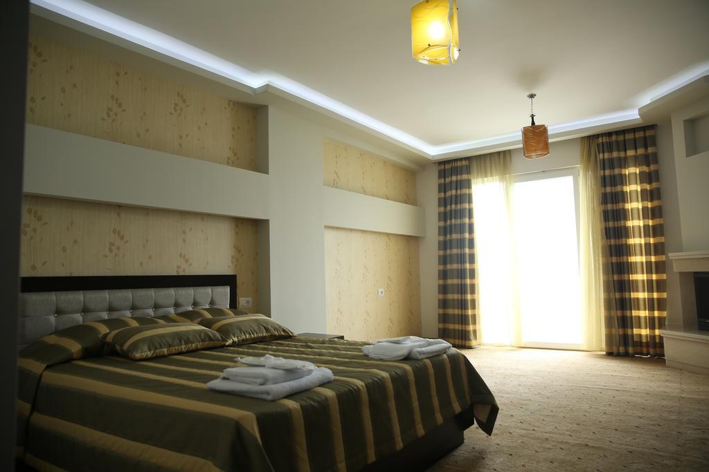 Pogradeci Hotel 4*