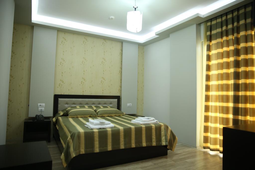 Pogradeci Hotel 4*